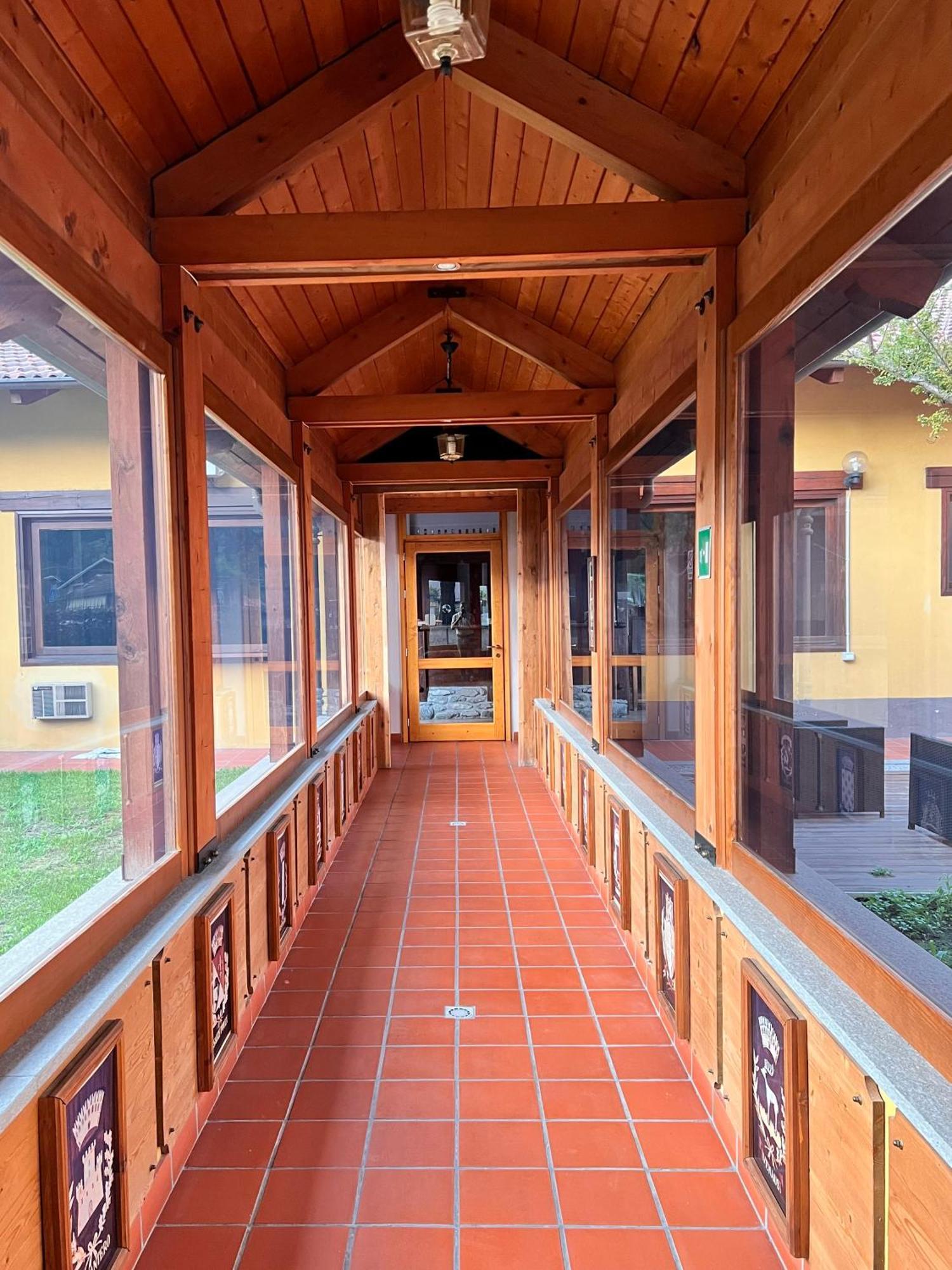 Fell Hotel Susa Zewnętrze zdjęcie