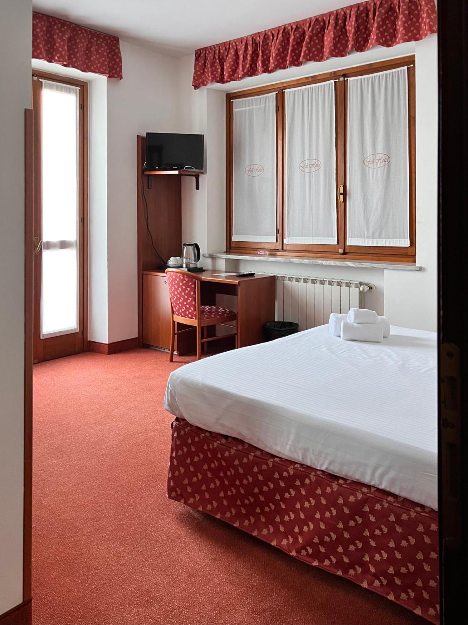 Fell Hotel Susa Zewnętrze zdjęcie