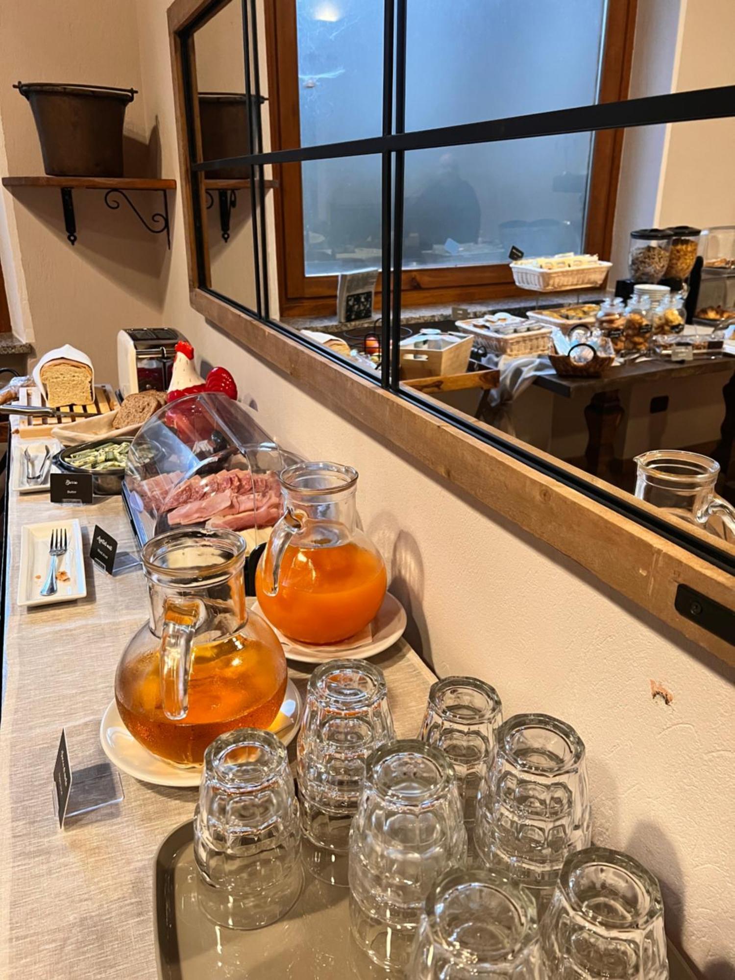 Fell Hotel Susa Zewnętrze zdjęcie
